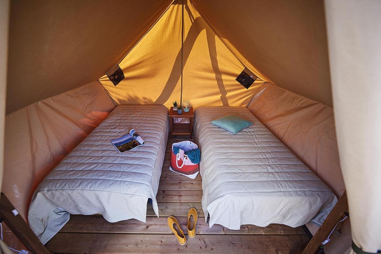 Camping Porte Des Alpilles By M.A Destination Glamping Saint-Étienne-du-Grès Екстериор снимка