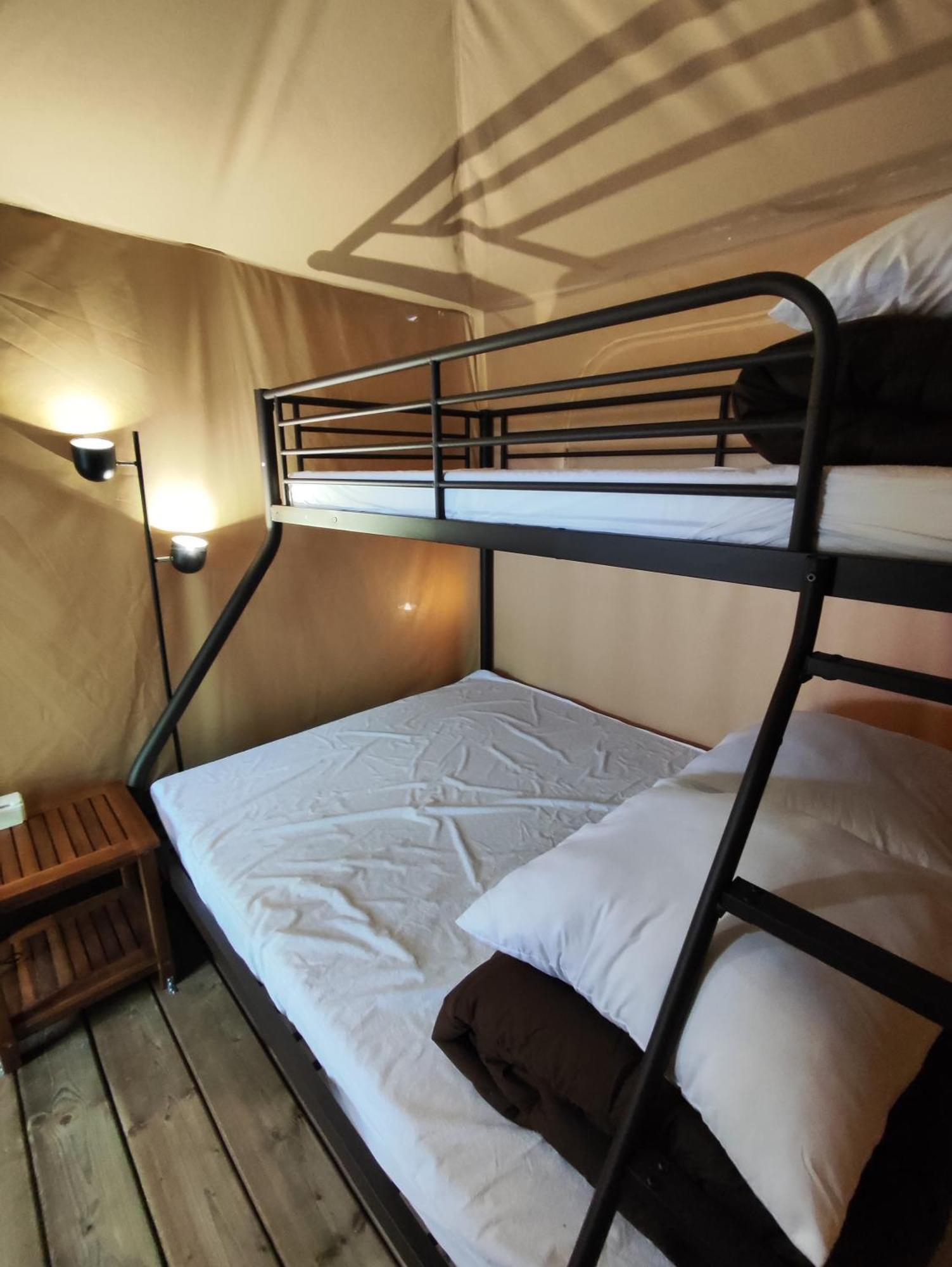 Camping Porte Des Alpilles By M.A Destination Glamping Saint-Étienne-du-Grès Екстериор снимка